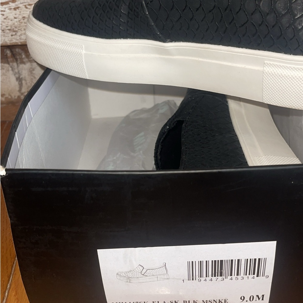MIA sneaker - Picture 5 of 6